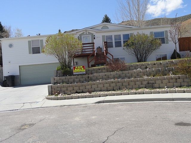 1st image of 2135 Grant Cir