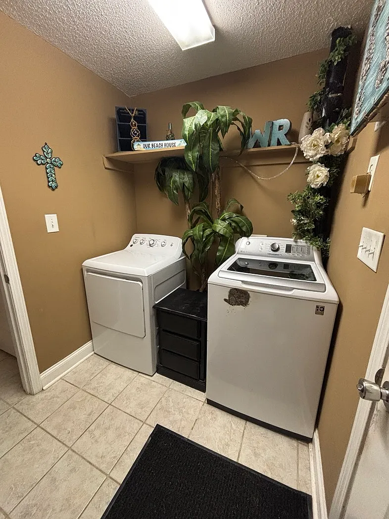 4 bed, 2788 sqft, $750 — Photo 4