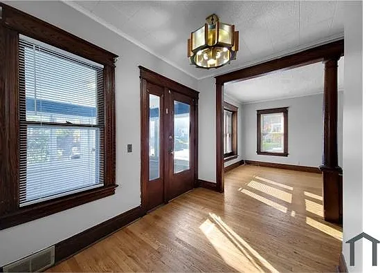 546 Magee Ave — Photo 5