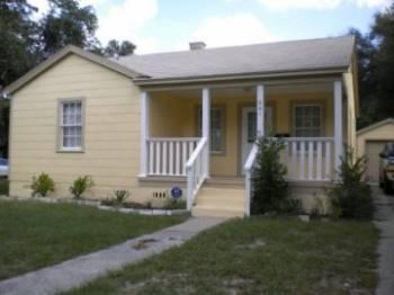 1st image of 607 Palencia Pl