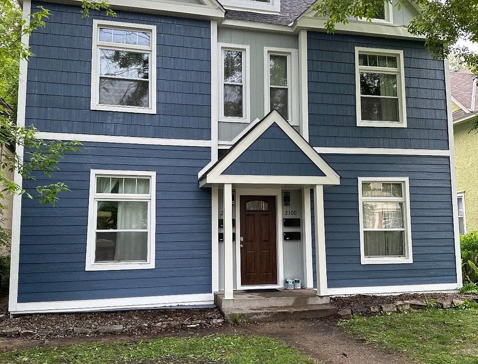 Exterior remodel of this 4-unit home complete in 2023!