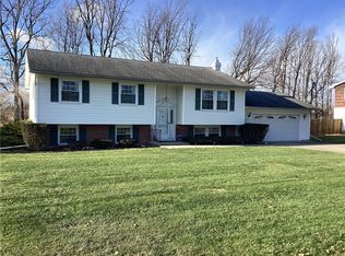13 Melody Ln, Geneseo, NY 14454