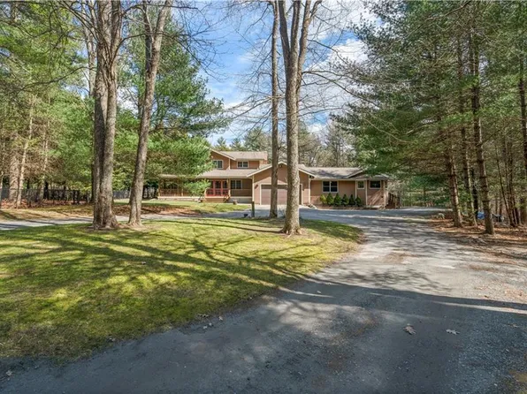 19 Macomber St, Berkley, MA 02779