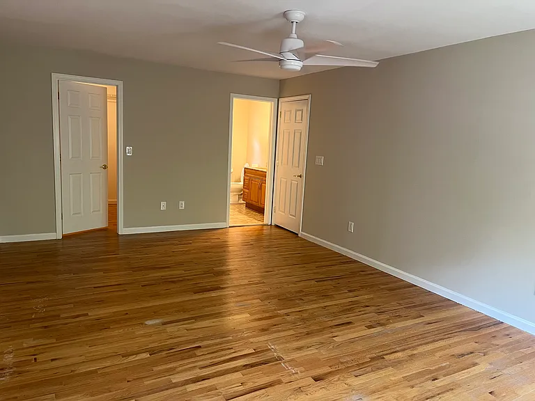 476 Wilson St — Photo 6