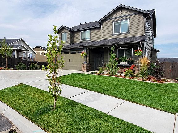 3rd image of 4501 SW Majestic Ave
