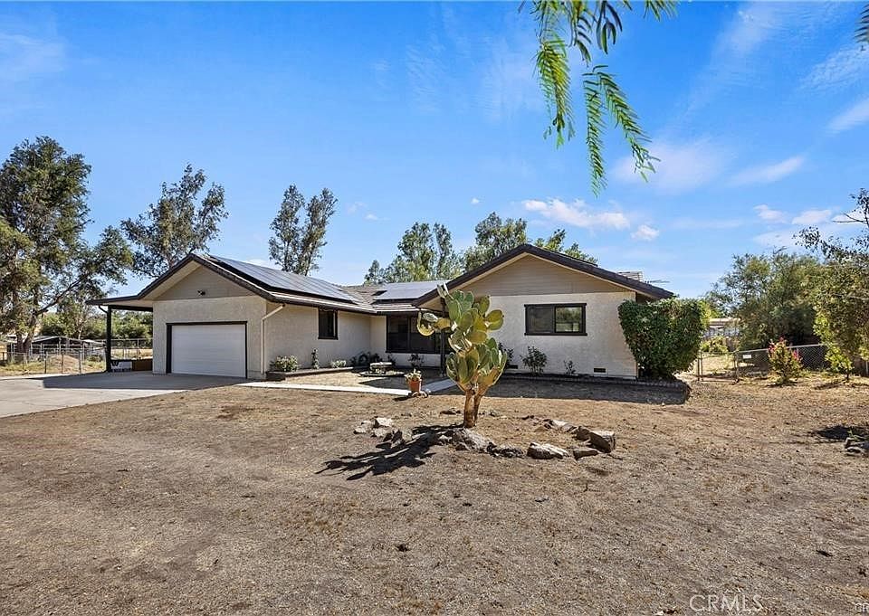 2nd image of 19808 Gustin Rd