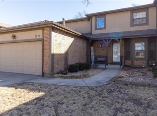 1319 N 43rd St, Saint Joseph, MO 64506