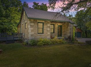 7822 Salt Springs Rd, Fayetteville, NY 13066