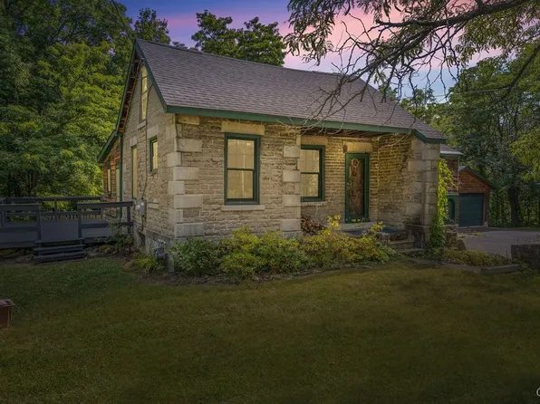 7822 Salt Springs Rd, Fayetteville, NY 13066