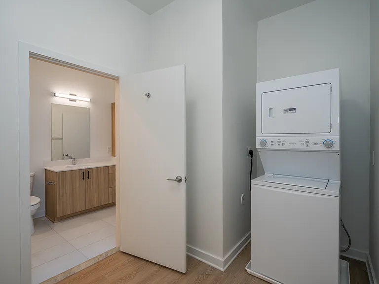 Wrighthaven Square Apartments — Photo 38