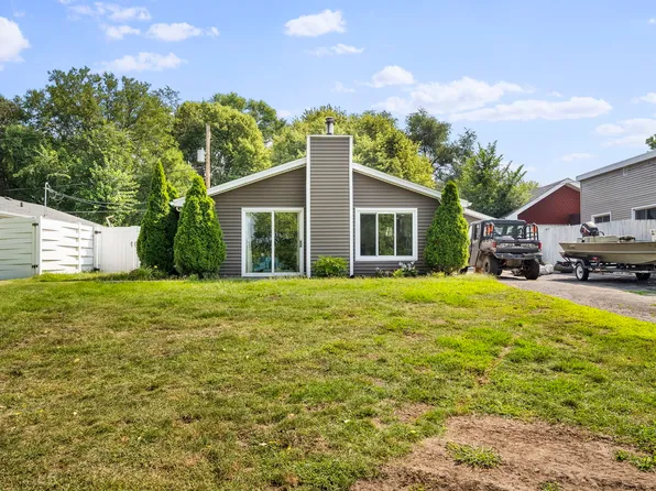 1833 Lakewood Dr, Wilmington, IL 60481