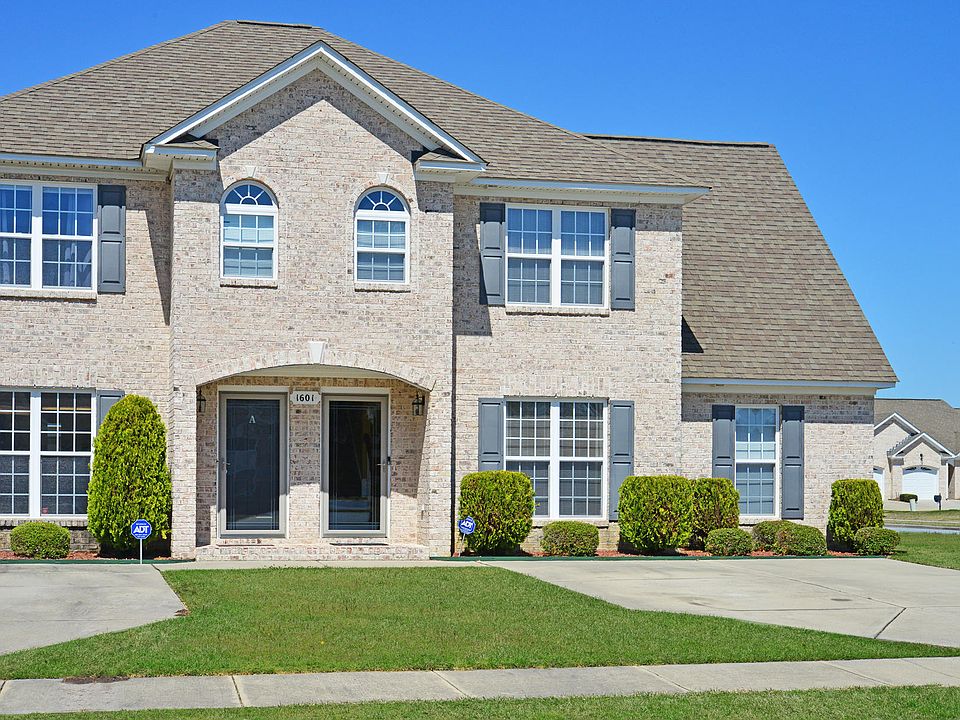 1st image of 1601 B Cambria Dr
