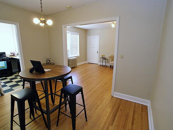 3rd image of 2045 Douglass Blvd APT 13