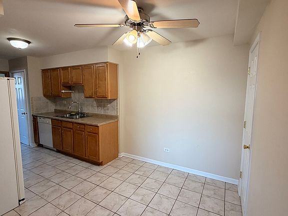 4th image of 6348 Washington St APT 3D