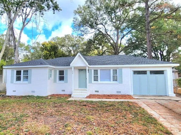 204 Blossom St, Goose Creek, SC 29445