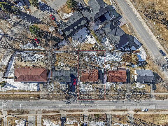 3rd image of 251 Codrington St