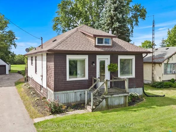 702 Main St W, Pt Colborne, ON L3K 5V4