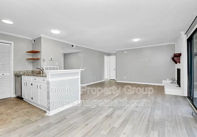 10971 Harrowfield Rd #1 — Photo 6