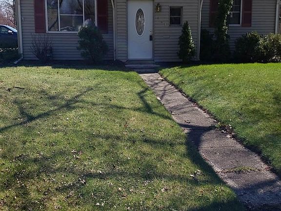 2nd image of 623 Sunset Ave