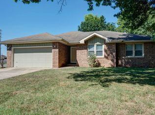 2161 S Western Ave, Springfield, MO 65807
