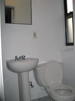 Rented by Tower Brokerage | media 41