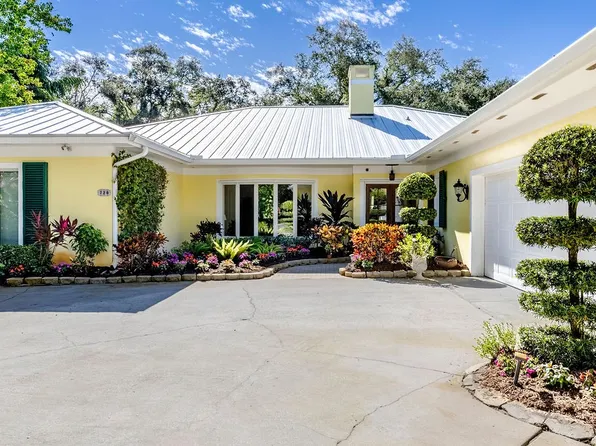 720 Painted Bunting Ln, Vero Beach, FL 32963