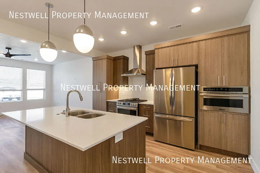 Building Photo - 4349 W 5430 S #D