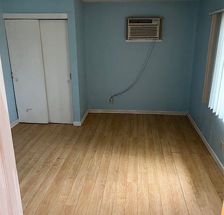 4th image of 5524 Alicia Ave