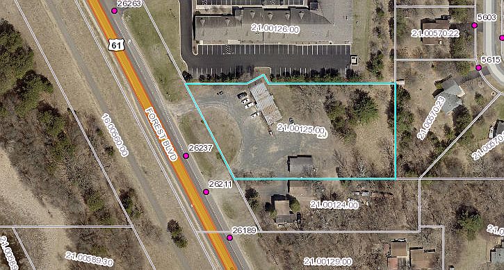 2nd image of 26237 Forest Blvd
