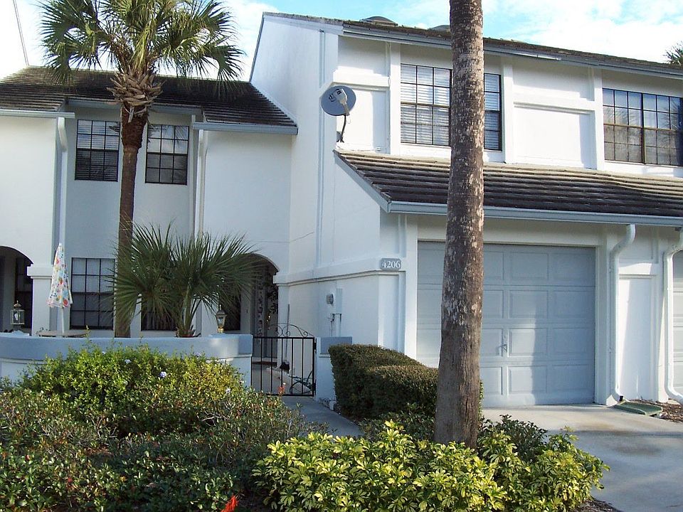 1st image of 4206 Brentwood Park Cir