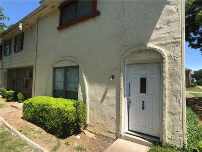 28 E Mountain Ln, Grand Prairie, TX, 75052
