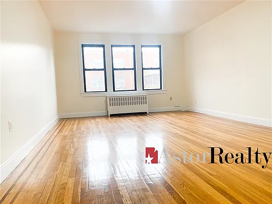 Rented by Astor Realty | media 8