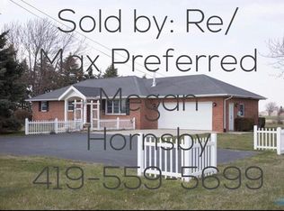 10960 Roachton Rd, Perrysburg, OH 43551