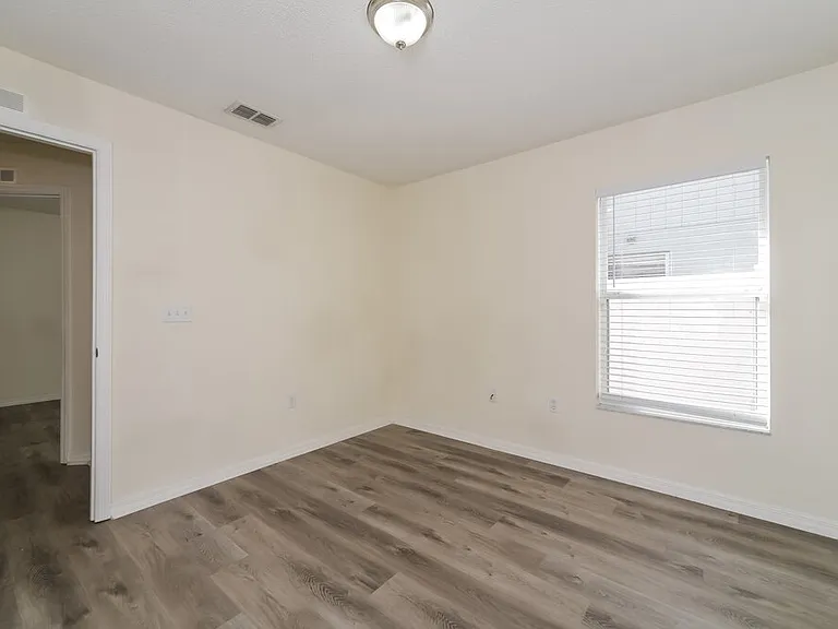 7172 Summit Dr — Photo 13