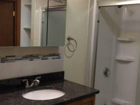 4th image of 85 Charles St APT 2
