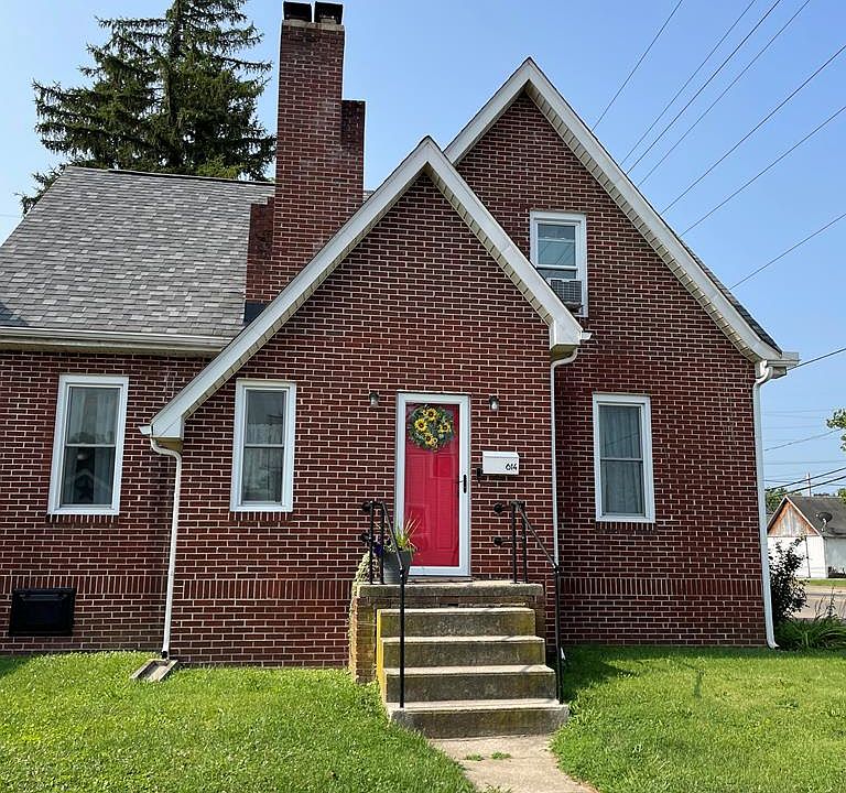 1st image of 614 W Laurel St