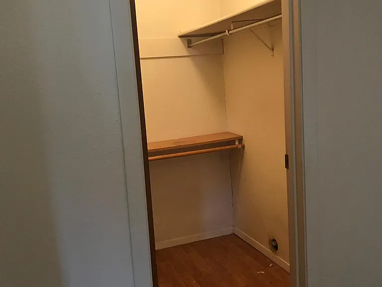4007 Canyon Lake Dr #6 — Photo 4