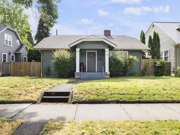 942 Summer St NE, Salem, OR 97301
