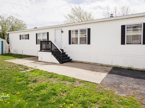 7 Saint Peters Dr, Bourbonnais, IL 60914
