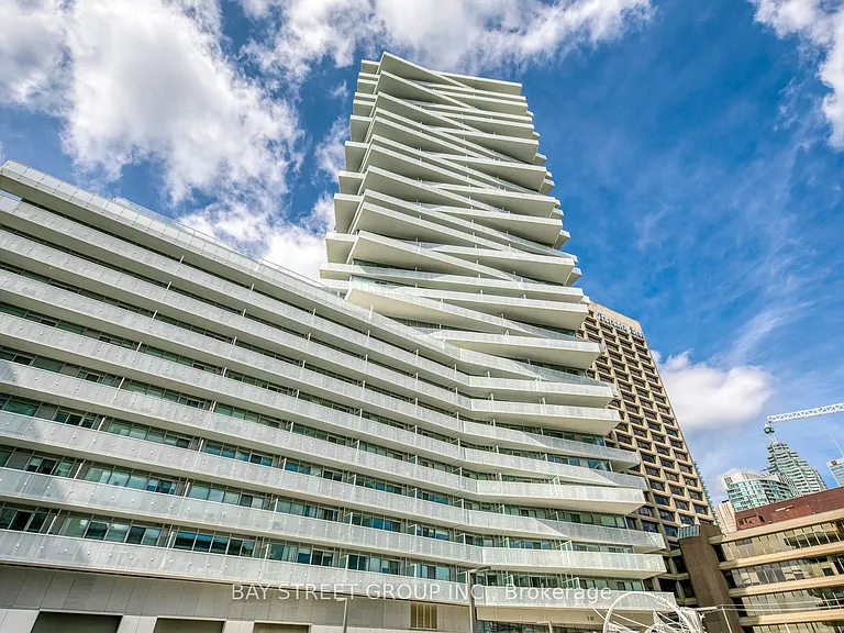 15 Queens Quay E #624 — Photo 1