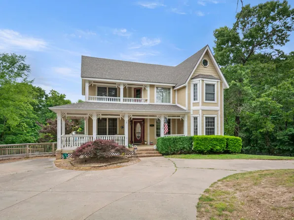 645 W Lancashire Blvd, Bella Vista, AR 72715