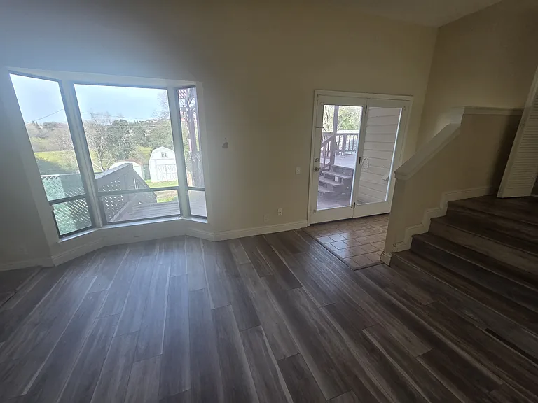 2717 Knollwood Dr — Photo 10