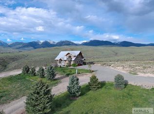 45 Whisper Ridge Rd, Salmon, ID 83467