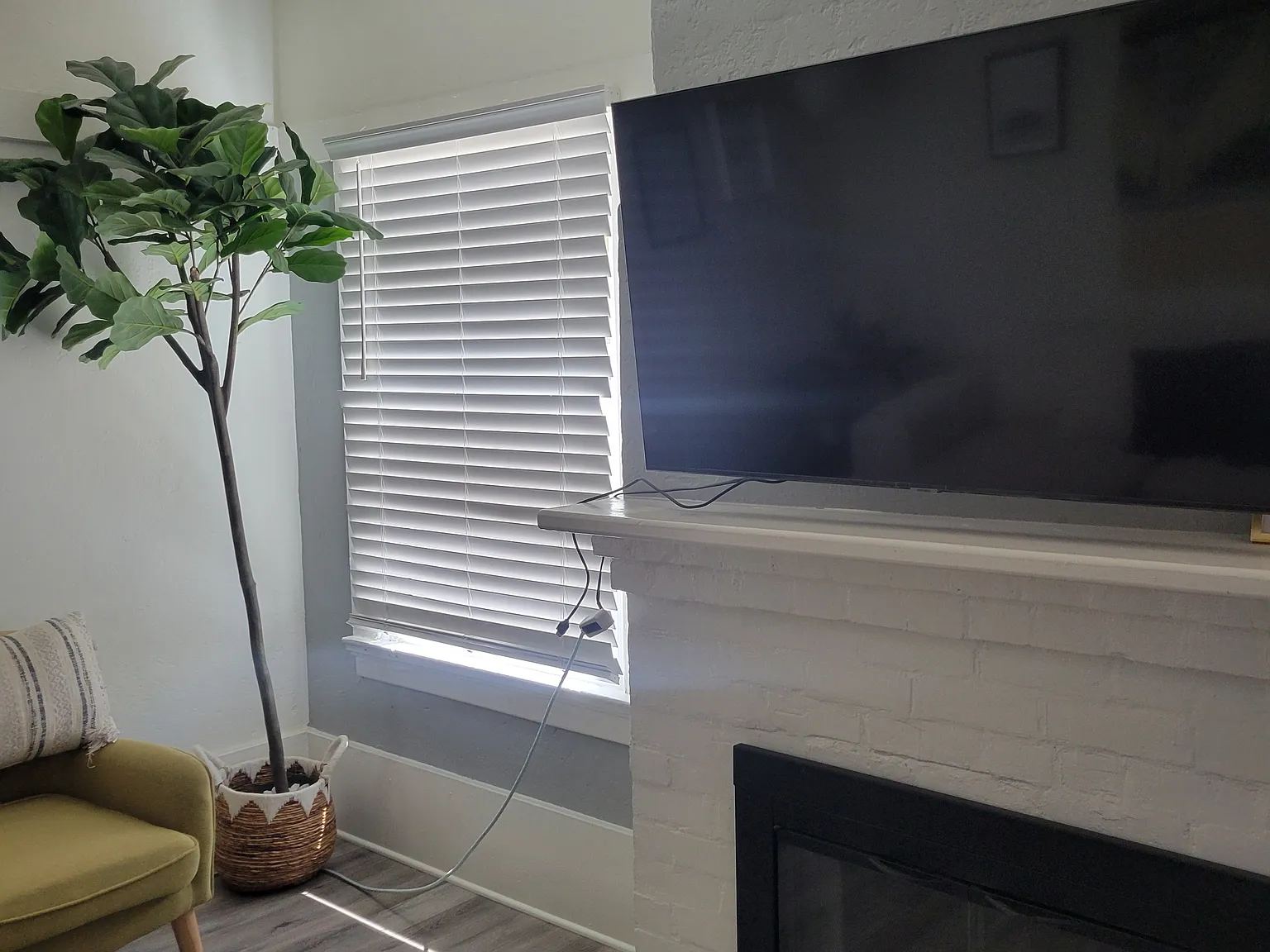 3 bed, 1500 sqft, $5,740 — Photo 4