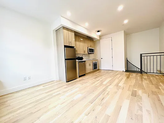 Rented by null | media 15