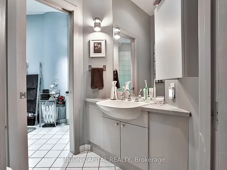 155 Dalhousie St #708 — Photo 24