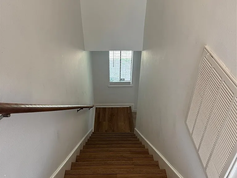 6645 Wanda Ln — Photo 20
