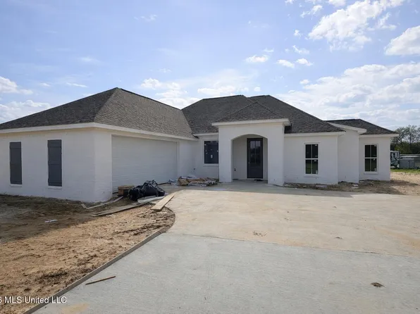218 Lizzy Ln, Brandon, MS 39047