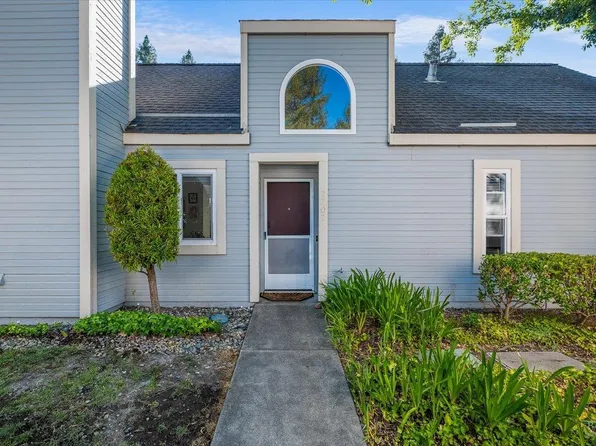2707 Lakeview Drive, Santa Rosa, CA 95405