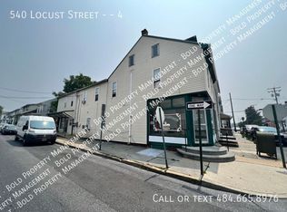 540 Locust St APT 4, Lebanon, PA 17042